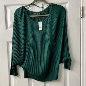 NY&CO Green sparkled sweater size medium NWT